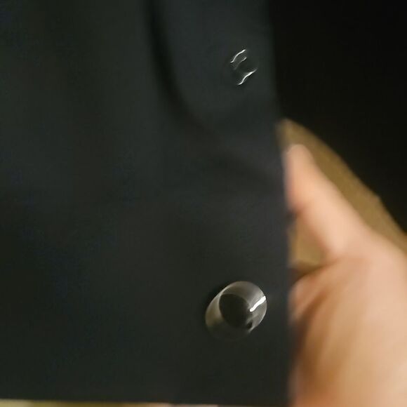 GOLLNWE MEN BLACKSHIRT - Picture 8 of 9